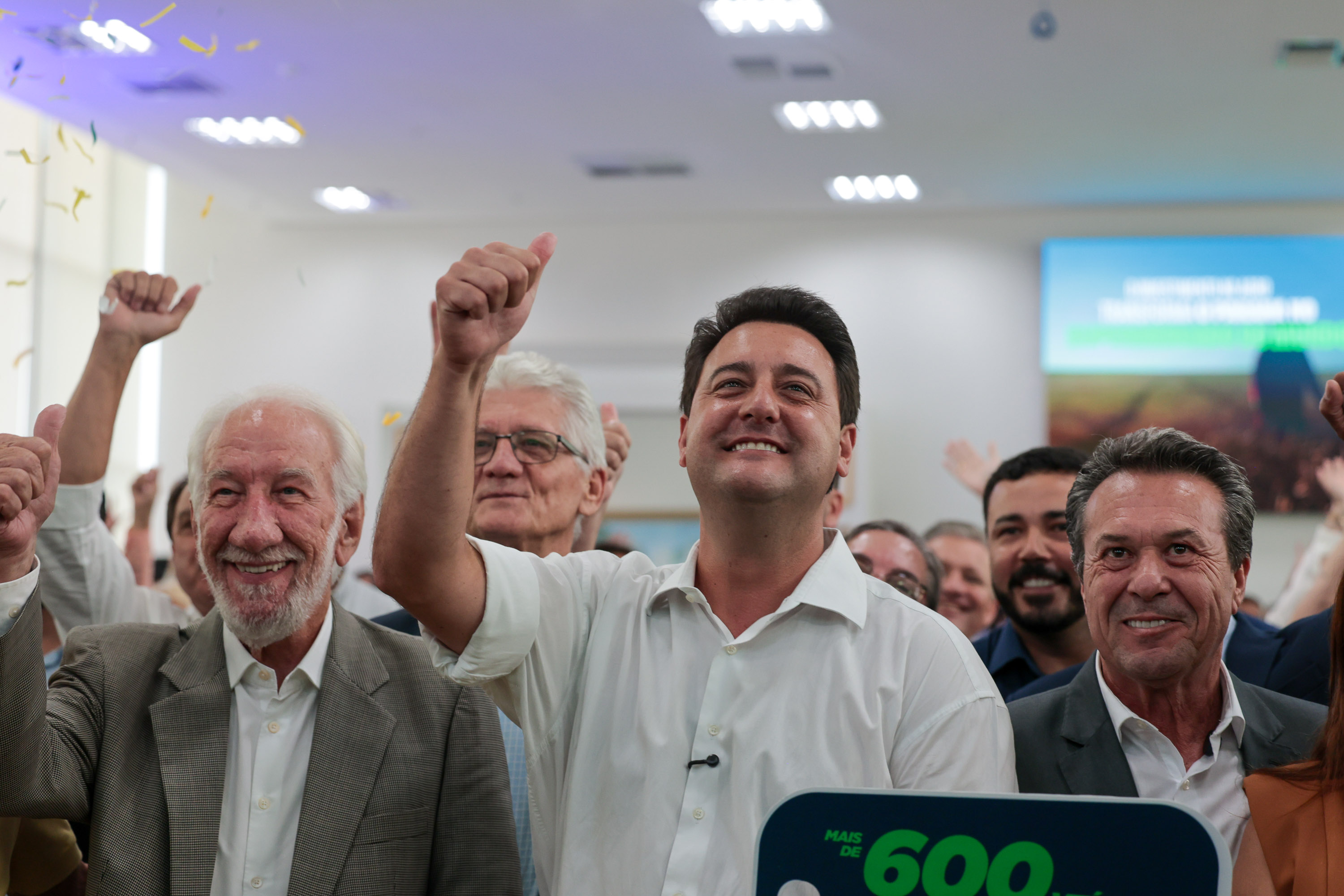 Estado reforça sistema de agricultura com 324 servidores e entrega de 250 veículos