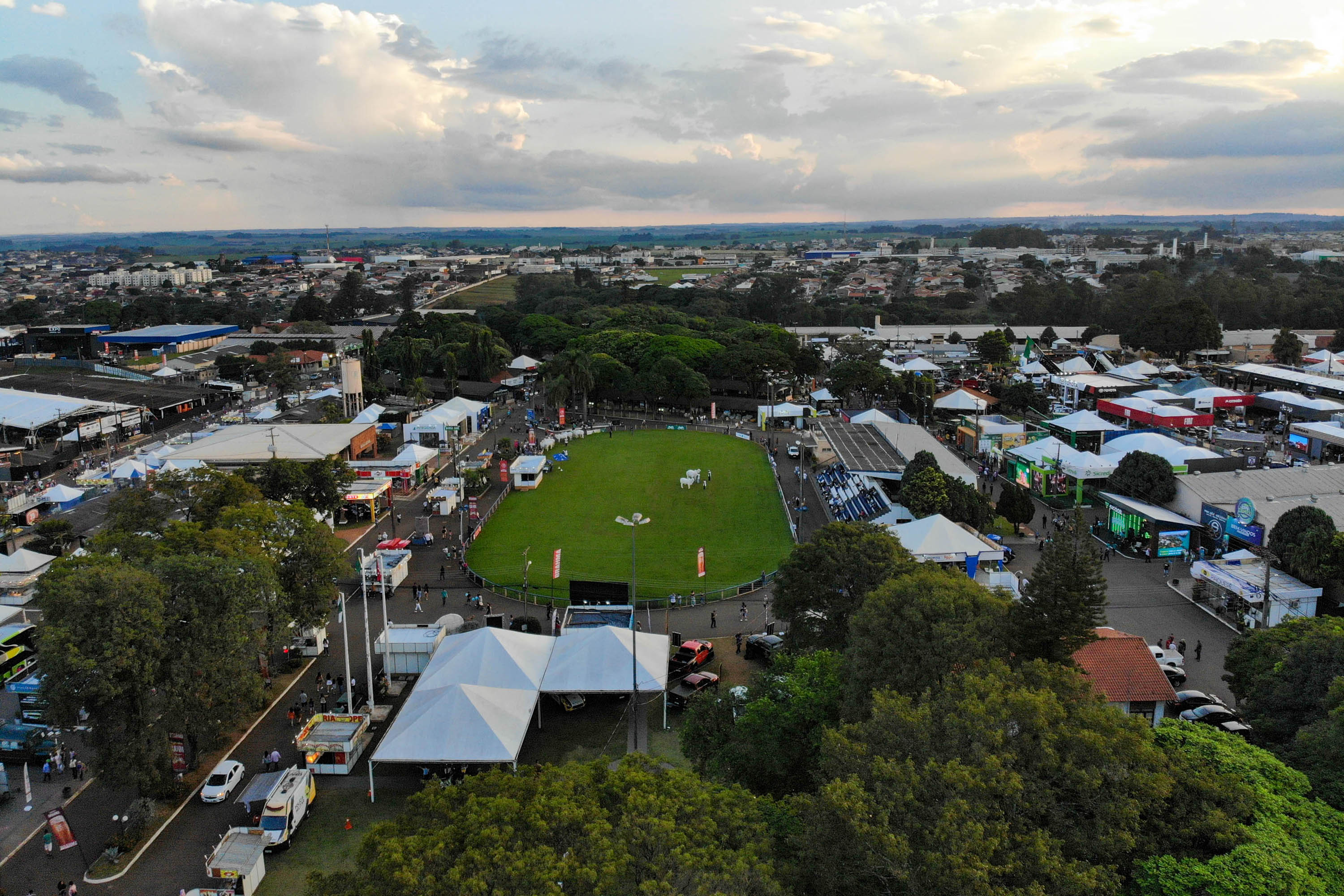 Estado apresenta políticas para agricultura e leva crédito e inovação para a ExpoLondrina