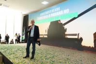 Ratinho Junior lança programas que levam energia mais potente e conectividade às propriedades rurais