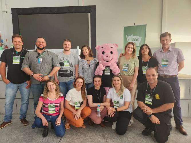 Adapar participa de simulado de emergência contra doença suína