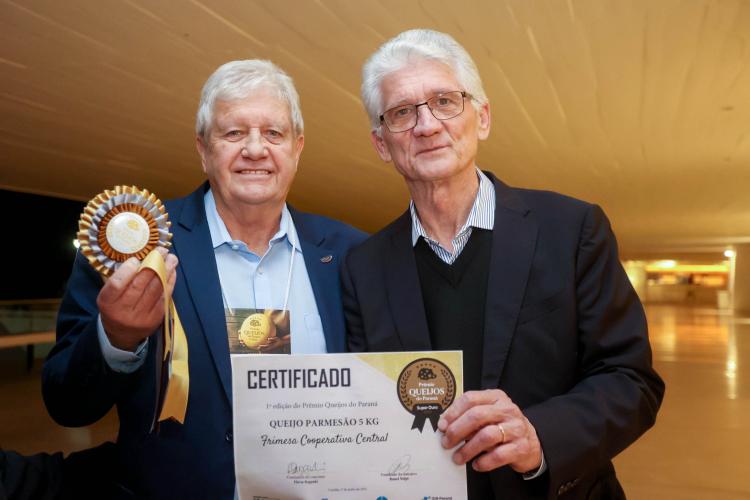 Olá Maria, boa tarde!  Fico feliz que deu certo!  E não se preocupe, precisando, basta falar!  Muito obrigada, bom final de semana para você também.  Att,