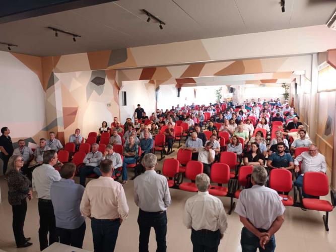 Estado reforça convite para municípios aderirem a sistema que elimina limites para venda de produtos agroindustrializados