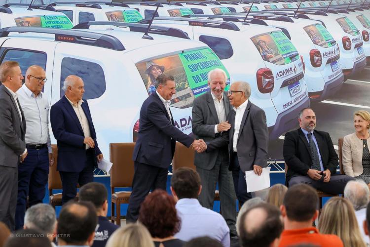 ENTREGA DOS CARROS12