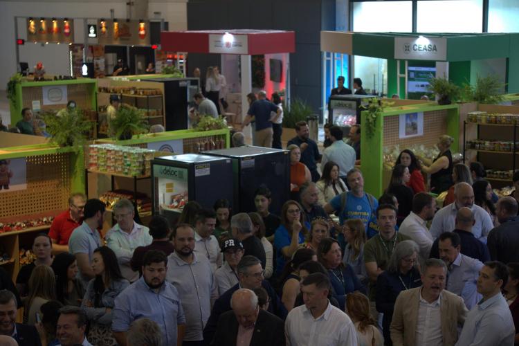 Feira Sabores do Paraná valoriza produtos com Indicação Geográfica Foto: Pablo Aqsenen/Adapar