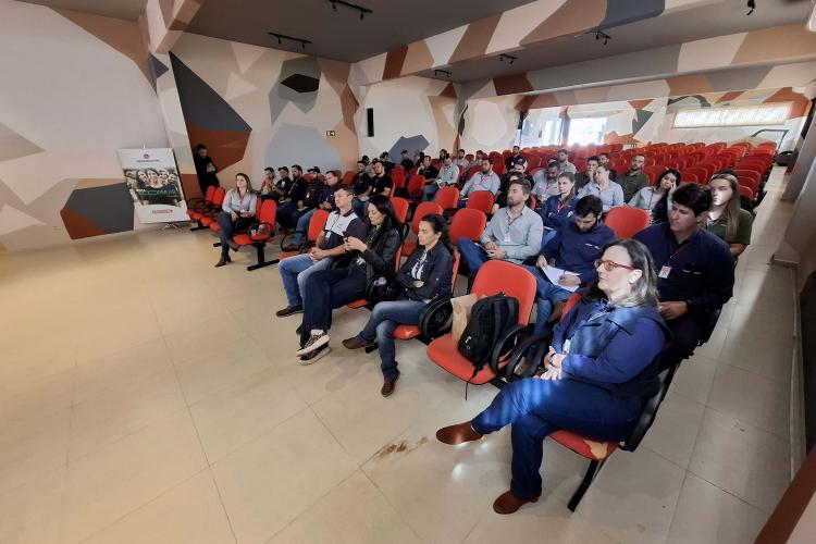 Mobilização no Oeste_Adapar