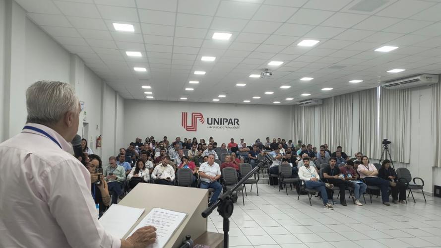 Seagri promove encontro eSeagri promove encontro em Cianorte, com destaque para o programa Irriga Paranám Cianorte, com destaque para o programa Irriga Paraná26/11/2025 - 16:58