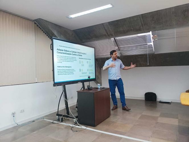 Conselho da Adapar debate pautas financeiras e Secretário Márcio Nunes cobra agilidade na defesa da cadeia do leite e da piscicultura