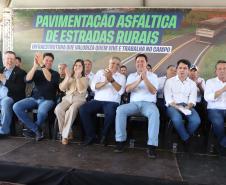 Estado investe R$ 5,9 milhões e pavimenta estrada usada por produtores rurais de Alto Piquiri
