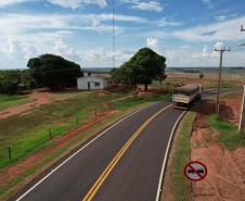 Estado investe R$ 5,9 milhões e pavimenta estrada usada por produtores rurais de Alto Piquiri