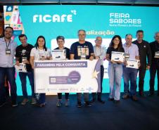 Adapar certifica 27 produtores do Norte Pioneiro com Selo Adapar de Boas Práticas Agrícolas