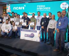 Adapar certifica 27 produtores do Norte Pioneiro com Selo Adapar de Boas Práticas Agrícolas