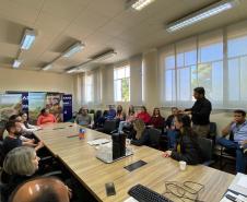 Cinco novos servidores realizam a escolha de vagas na Adapar