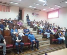 Servidores da Adapar participam de palestra sobre assédio no local de trabalho