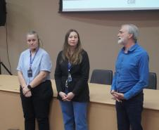 Servidores da Adapar participam de palestra sobre assédio no local de trabalho