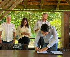 Estado investe R$ 3 milhões em laboratório de sementes de ostra cultivada no Litoral