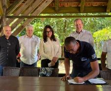 Estado investe R$ 3 milhões em laboratório de sementes de ostra cultivada no Litoral