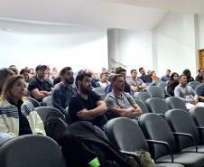 Adapar promove atualização técnica para veterinários em diversas regiões do Paraná