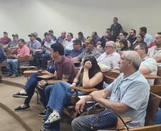 Adapar promove atualização técnica para veterinários em diversas regiões do Paraná