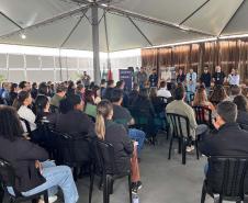 Adapar conscientiza produtores sobre a raiva durante a 21º Expovale