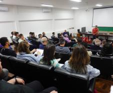 Servidores da Adapar participam de treinamento de brigada de incêndio