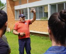 Servidores da Adapar participam de treinamento de brigada de incêndio