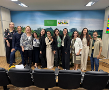 Adapar participa de reunião nacional sobre biosseguridade de granjas avícolas em Brasília