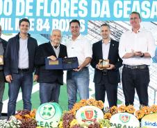 Ratinho Junior assina ordem de serviço do novo Mercado de Flores da Ceasa Curitiba