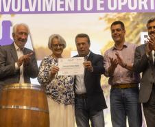 Governador em exercício Darci Piana participa do lançamento da Rota da Uva e Vinho.