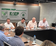 Adapar integra reunião da Aliança Láctea Sul Brasileira para o crescimento da cadeia leiteira no Sul