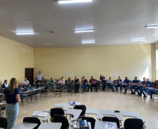 Adapar realiza integração funcional de servidores em Guarapuava