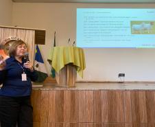 Adapar promove treinamento para controle de zoonoses em animais de produção