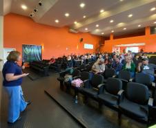 Adapar promove treinamento para controle de zoonoses em animais de produção