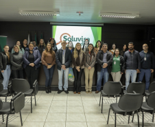 Médicos veterinários participam de curso sobre processos de inspeção municipal promovido pela Adapar