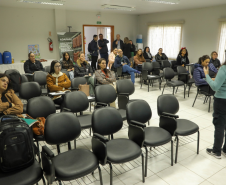Médicos veterinários participam de curso sobre processos de inspeção municipal promovido pela Adapar