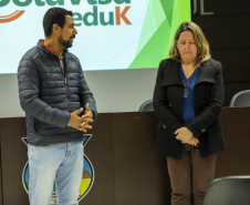Médicos veterinários participam de curso sobre processos de inspeção municipal promovido pela Adapar