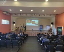 Ciclo de treinamento sobre zoonoses capacita novo grupo de servidores da Adapar