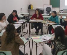 Curso Desempenho, Visão e Estratégia - DVE com orientação da Dra Lucia MAia, coordenadora da área de Sanidade Agropecuária e Inocuidade dos Alimentos (Saia) do IICA no Brasil, para servidores Adapar
