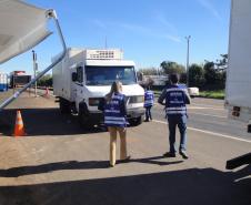 A ADAPAR dispõe em sua estrutura de 08 (oito) Vans Master Furgão Renault que foram adaptadas e estão sendo utilizadas como unidades móveis de fiscalização no interior do Estado. 