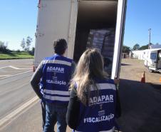 A ADAPAR dispõe em sua estrutura de 08 (oito) Vans Master Furgão Renault que foram adaptadas e estão sendo utilizadas como unidades móveis de fiscalização no interior do Estado. 