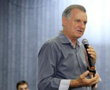 Diretor Presidente da ADAPAR, Inácio Afonso Kroetz, participa com o Secretário da Agricultura e do Abastecimento, Norberto Ortigara,  da reunião do Conselho Estadual de Sanidade Agropecuária