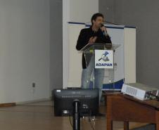 Workshop  - Experiências no controle de agrotóxicos no Paraná debateu temas sobre o cadastro, monitoramento e fiscalização do insumo.