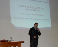 Workshop  - Experiências no controle de agrotóxicos no Paraná debateu temas sobre o cadastro, monitoramento e fiscalização do insumo.
