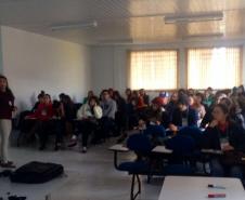 Adapar participa da XIV Semana Acadêmica de Medicina Veterinária da Unicentro