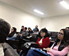 Alunos do Primeiro Ano de Veterinária da UFPR Visitam o laboratório CDME