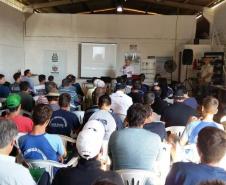 ADAPAR participa de evento técnico sobre a cultura da maçã em Palmas/PR