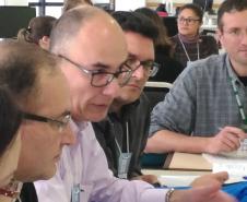 Diretores, coordenadores, assessores, técnicos em posições de assessoramento estratégico às funções de planejamento e gestão governamental e setorial, da Agência de Defesa Agropecuária do Paraná (Adapar), participaram do curso presencial “Gestão Estratégica Orientada para Resultados”