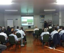 Adapar Realiza Palestra em Evento de Reciclagem Técnica em Ibiporã