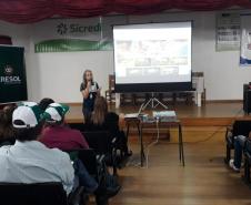 Adapar Realiza II° Seminário de Apicultura de Cruz Machado