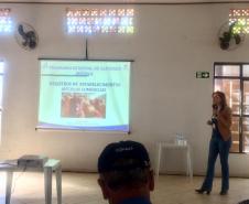 Adapar palestra em evento de avicultura colonial em Janiópolis/PR