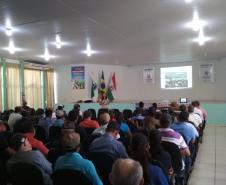 ADAPAR, EMATER e SEAB promovem palestras sobre a retirada da vacinação contra Febre Aftosa no Paraná na região de Campo Mourão